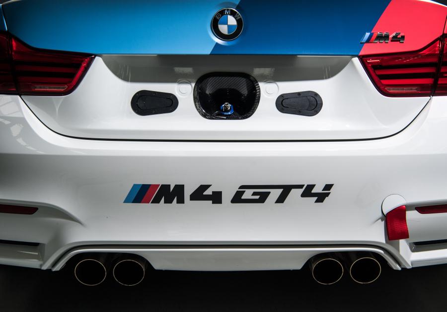 Детали экстерьера BMW M4 GT4 (F82) 2017 года  (NA) (фото 7 из 27)